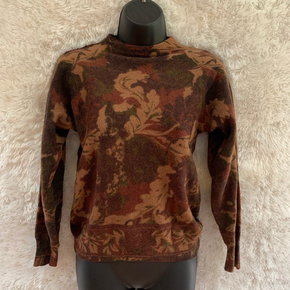 Vintage Wool Feeling Tapestry Print Crew Neck Sweater. - Picture 2 of 8